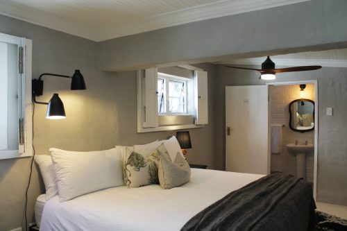 bed room